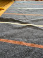 Mooi Vloerkleed - Gestreepte Design, Huis en Inrichting, Stoffering | Tapijten en Kleden, Ophalen, Gebruikt, 100 tot 150 cm, Blauw