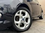 Ford Fiesta 1.4 Titanium PDC / CRUISE / BLUETOOTH / WINTERPA, Auto's, Zwart, Origineel Nederlands, Bedrijf, Handgeschakeld