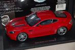 1:18 ASTON MARTIN V12 VANTAGE red 2010 Autoart 70208 WRH, Hobby en Vrije tijd, Modelauto's | 1:18, Verzenden, Zo goed als nieuw