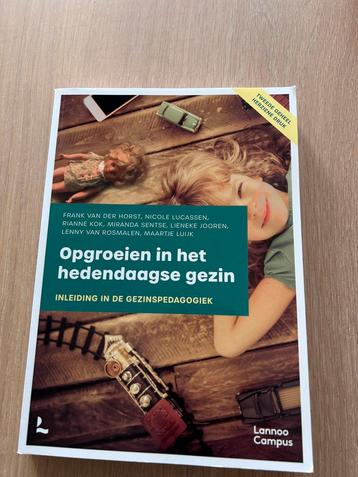 Frank van der Horst - Opgroeien in het hedendaagse gezin beschikbaar voor biedingen