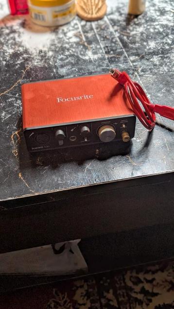 focusrite Scarlett solo  beschikbaar voor biedingen