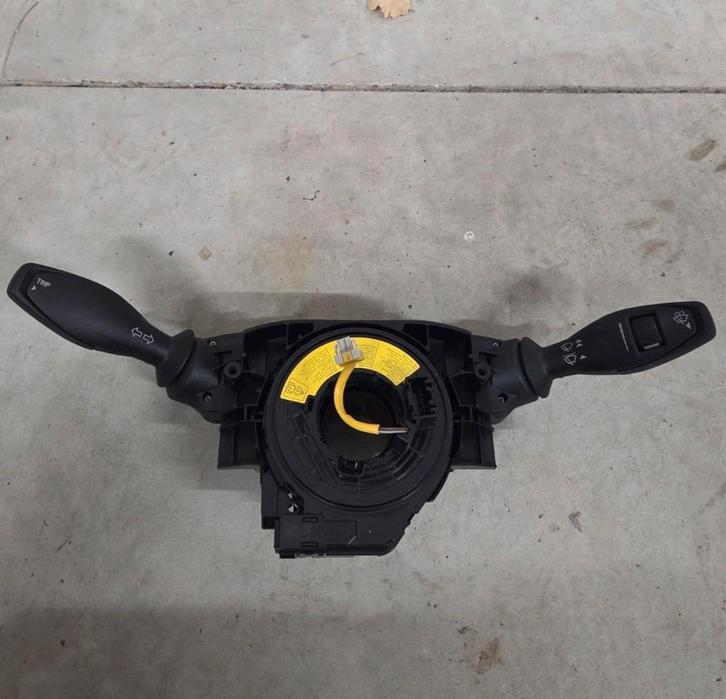 Stuurkolom schakelaar **FORD FIESTA MK7** T/m 2017, Auto-onderdelen, Elektronica en Kabels, Ford, Gebruikt, Ophalen of Verzenden