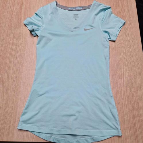 Te koop Nike Pro Shirt, Kleding | Dames, Sportkleding, Zo goed als nieuw, Hardlopen of Fietsen, Maat 36 (S), Blauw, Ophalen of Verzenden