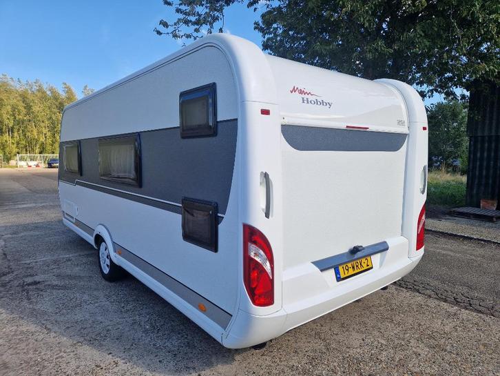 Hobby 560 KMFE, Stapelbed 6 pers 24950,- ! Opties in Tekst !, Caravans en Kamperen, Caravans, Bedrijf, tot en met 6, 1250 - 1500 kg