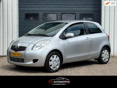 Toyota Yaris 1.0 VVTi AIROC/ STUURBEKRACHTIGING / EL.RAMEN, Auto's, Toyota, Te koop, Yaris, ABS, Airbags, Boordcomputer, Elektrische buitenspiegels