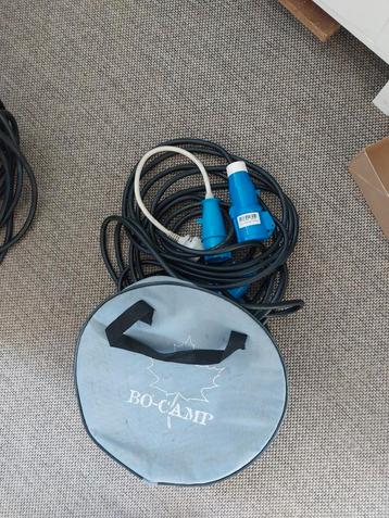 Caravan Elektrokabel met Bo-Camp Tas beschikbaar voor biedingen