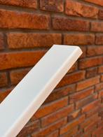 Nieuwe witte MDF plint 244cm, Ophalen, Nieuw, Mdf, 200 tot 250 cm