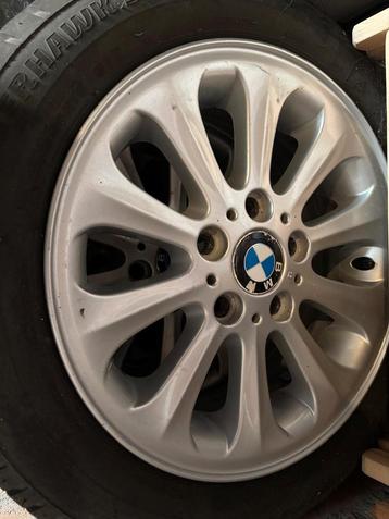 BMW 16 inch  Velgen met ZGAN Winterbanden beschikbaar voor biedingen