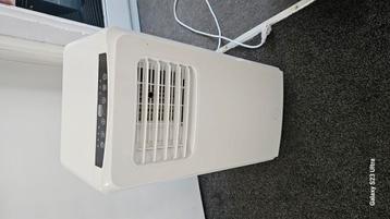Airco , zonder slang  werkt goed , maar heeft een beetje raa beschikbaar voor biedingen