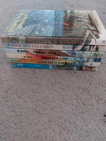 6 boeken van M. Kanis beschikbaar voor biedingen