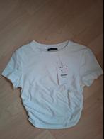 NIEUW met prijskaartje wit cropped shirt getailleerr, Kleding | Dames, T-shirts, Wit, Nieuw, Korte mouw, Maat 34 (XS) of kleiner
