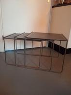 Vintage nesting tafels, Ophalen