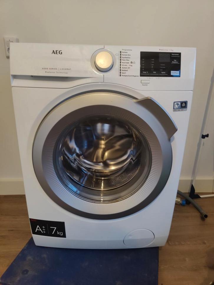 AEG Lavamat 6000 series wasmachine - 7kg, Witgoed en Apparatuur, Wasmachines, Zo goed als nieuw, Voorlader, 6 tot 8 kg, 85 tot 90 cm