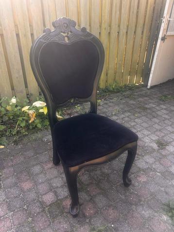 Gratis stoel - af te halen in Heeze beschikbaar voor biedingen