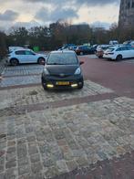 Toyota Aygo 1.0 12V Vvt-i 5DRS 2012 Zwart, Voorwielaandrijving, 4 stoelen, Origineel Nederlands, Handgeschakeld