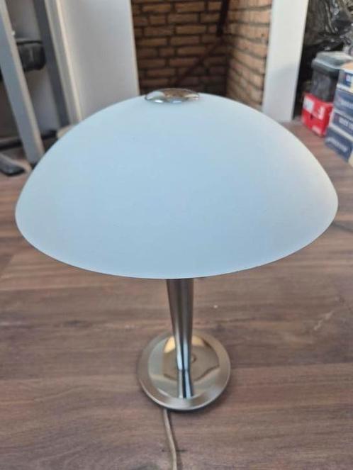 Nacht lampjes slaap kamer., Huis en Inrichting, Lampen | Tafellampen, Zo goed als nieuw, Minder dan 50 cm, Glas, Metaal, Ophalen of Verzenden