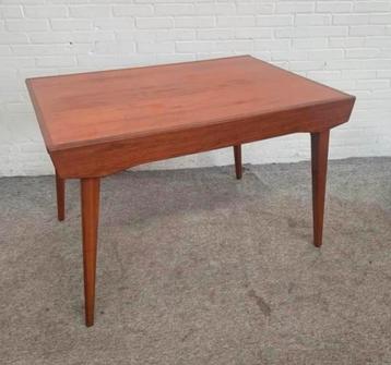 Tafel Deense Louis van Teeffelen uitschuifbare eettafel 60. beschikbaar voor biedingen
