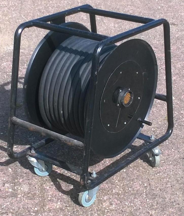 Multikabel 50 kanalen, 30 meter, Muziek en Instrumenten, Kabels en Stekkers, Gebruikt, Apparatuur, Ophalen