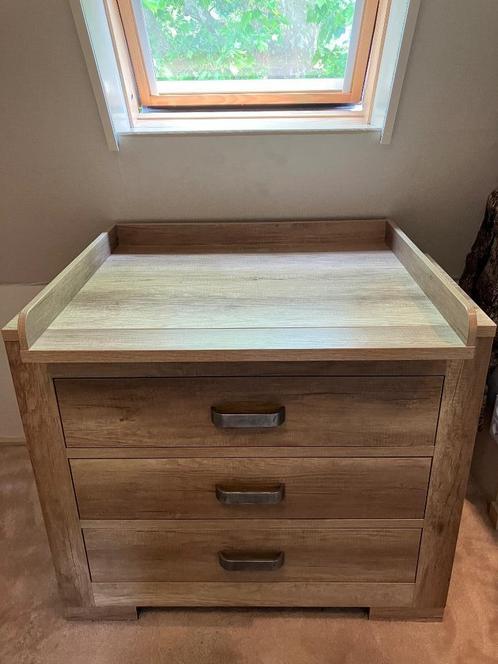 Commode Kidsmill Brent (babykamer) zo goed als nieuw!, Huis en Inrichting, Slaapkamer | Complete slaapkamers, Zo goed als nieuw