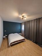 Kamer te huur met privékeuken en eigen woonkamer., Almere