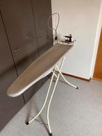 Strijkplank met strijkijzer, Witgoed en Apparatuur, Strijkijzers en Strijkplanken, Ophalen, Gebruikt, Strijkijzer met snoer
