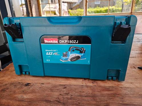 Nieuwe Makita DKP180ZJ Accu Schaafmachine, Doe-het-zelf en Verbouw, Schaafmachines, Nieuw, Accu, Ophalen