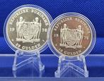 (A381) SURINAME  25  + 10 GULDEN 976F  1 jaar onafhankelijk, Ophalen of Verzenden, Midden-Amerika, Setje, Zilver