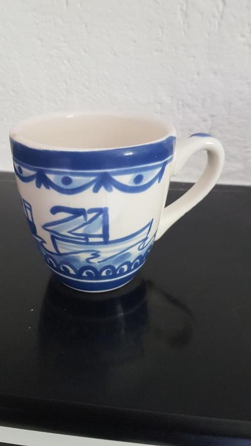 Blond Amsterdam kopje, Huis en Inrichting, Keuken | Servies, Zo goed als nieuw, Kop(pen) en/of Schotel(s), Blond Amsterdam, Aardewerk