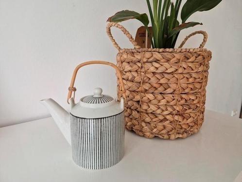 Theepot porselein House Doctor Pen Stripe ongebruikt, Antiek en Kunst, Antiek | Servies los, Ophalen of Verzenden