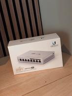 Ubiquiti UniFi Switch 8 60W, Computers en Software, Netwerk switches, Ophalen of Verzenden, Zo goed als nieuw