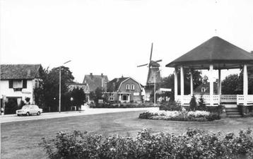 (300-073-013) Ermelo Gezicht op Muziektent met de mole beschikbaar voor biedingen