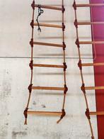 Oude gymzaal touwen en touwladders, Ophalen, Gebruikt, Armen, Overige typen