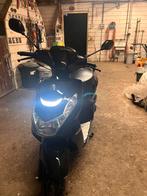 Peugeot Kisbee Black Edition, Fietsen en Brommers, Scooters | Peugeot, Ophalen, Overige modellen, Maximaal 45 km/u, Zo goed als nieuw