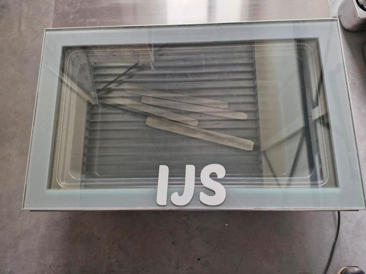 TE KOOP:Mobiele compacte vriezer voor schepijs uit te geven!, Hobby en Vrije tijd, Feestartikelen, Overige, Ophalen