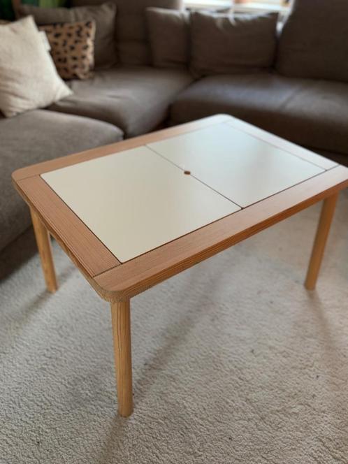IKEA Flisat tafel & 2 Xenos college kids stoeltjes, Kinderen en Baby's, Kinderkamer | Tafels en Stoelen, Zo goed als nieuw, Tafel(s) en Stoel(en)
