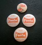 Vintage Fanta buttons, Verzamelen, Speldjes, Pins en Buttons, Ophalen of Verzenden, Gebruikt, Merk, Button