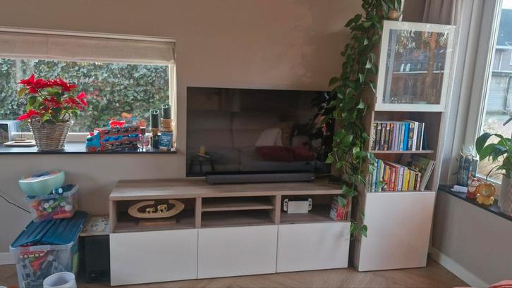 Ikea Besta TV Kast met Hoge Kast, Huis en Inrichting, Kasten | Televisiemeubels, Zo goed als nieuw, 200 cm of meer, 200 cm of meer