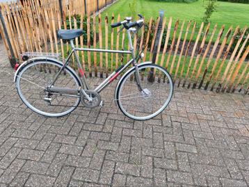 Mooie herenfiets te koop beschikbaar voor biedingen