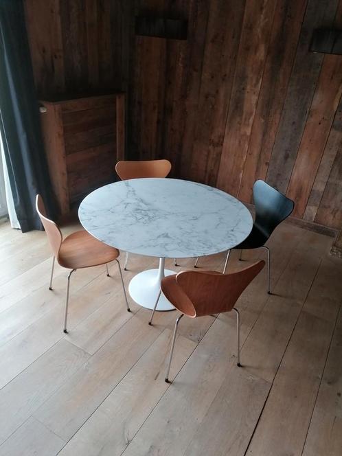 Knoll Saarinen Tulip eettafel, Huis en Inrichting, Tafels | Eettafels, Nieuw, 100 tot 150 cm, 100 tot 150 cm, Vijf personen of meer