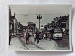 Den Haag.Stationsplein met trams en bussen HTM, Verzamelen, Ophalen of Verzenden, 1960 tot 1980, Zuid-Holland