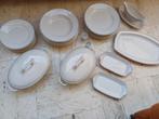 Servies voor 9 personen van Villeroy & Boch. Mettlach., Ophalen