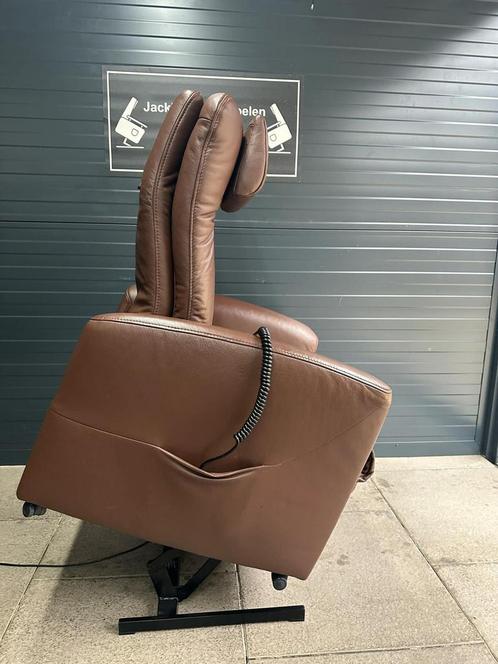 Sta op stoel merk himolla, Huis en Inrichting, Fauteuils, Zo goed als nieuw, Leer, 50 tot 75 cm, Minder dan 75 cm, Ophalen