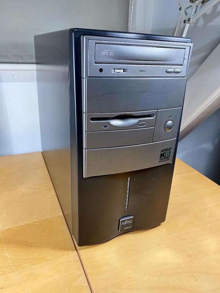 Fujitsu T-BIRD/G - AMD K6 233 - grijs/zwarte AT behuizing!, Computers en Software, Vintage Computers, Ophalen of Verzenden