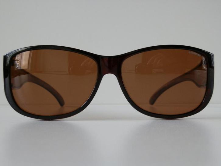 Polaroid zonnebril. Overzetzonnebril. Polaroid 8300 A., Sieraden, Tassen en Uiterlijk, Zonnebrillen en Brillen | Dames, Zo goed als nieuw
