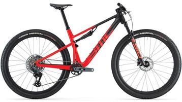 BMC Fourstroke 01 Two Black/Red L 2024 beschikbaar voor biedingen