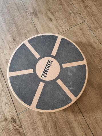 Balance bord +/-40 cm beschikbaar voor biedingen
