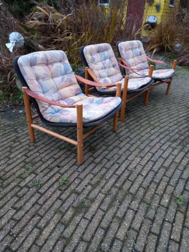 Drie retro brur broije safari stoelen, Verzamelen, Retro, Huis en Inrichting, Ophalen