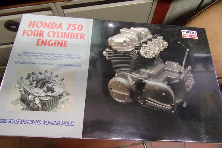 Minicraft Kit Honda 750 Four Cylinder Engine schaal 1:3, Hobby en Vrije tijd, Modelbouw | Auto's en Voertuigen, Nieuw, Overige typen