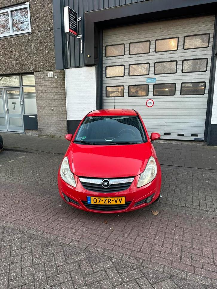 Opel corsa automaat, Auto's, Opel, Particulier, Corsa, Benzine, Automaat, Rood, Onderhoudsboekje, Ophalen of Verzenden