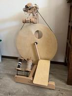 Mooie houten nette nieuwe spinnewiel, Hobby en Vrije tijd, Spinnewielen en Spinnen, Ophalen, Zo goed als nieuw, Spinnewiel